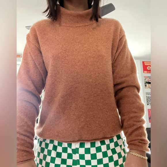 Free people burnt orange cashmere mock beach sweater - Picture 2 of 8